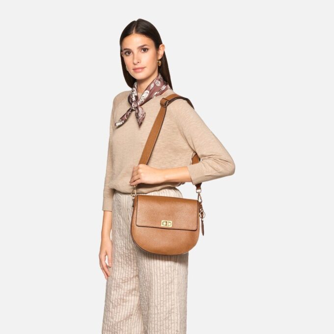 Flavie Woman Flavie Woman