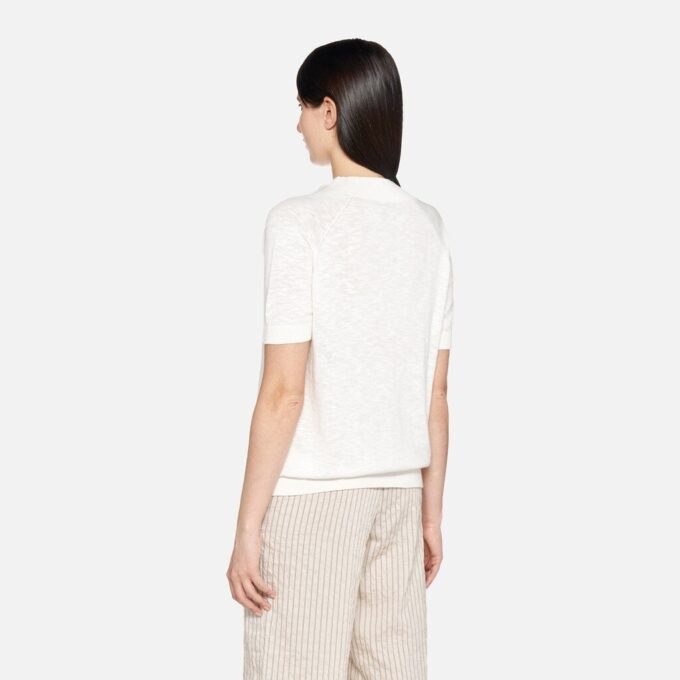 Knit Woman Knit Woman
