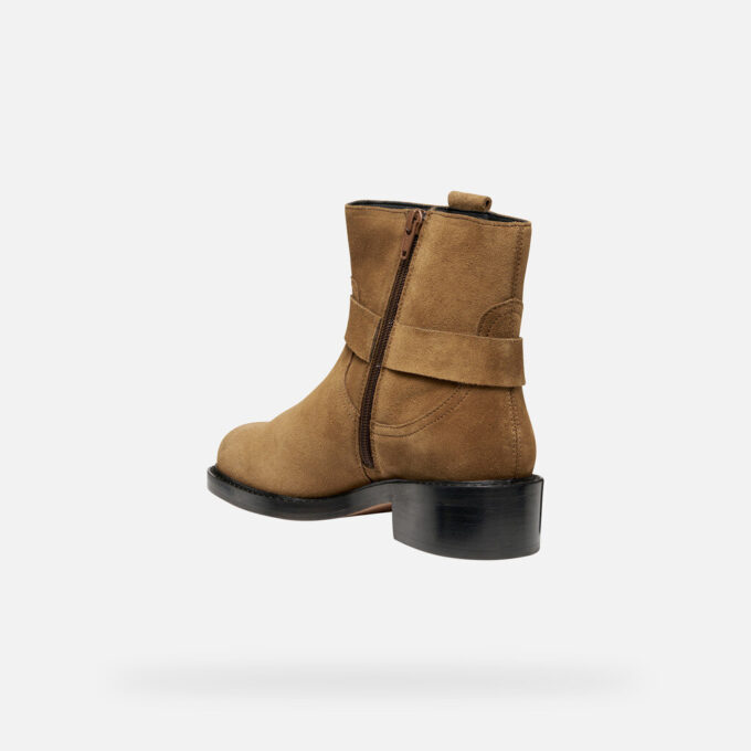 Nalvia Woman Nalvia Woman