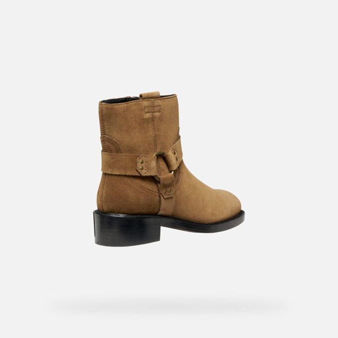 Nalvia Woman Nalvia Woman